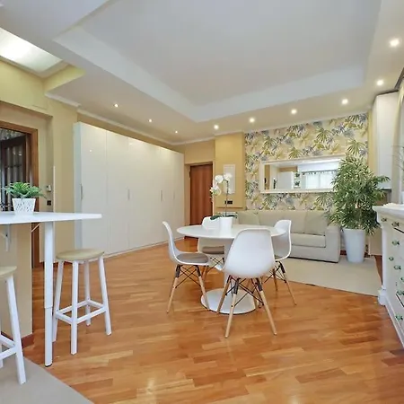 Apartment Lucky Domus Tuscolano *