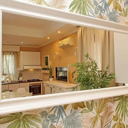 Lucky Domus Tuscolano Apartment