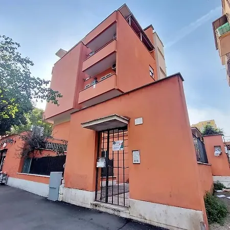 Apartment Lucky Domus Tuscolano Rome