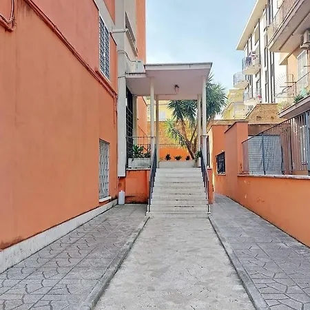 Lucky Domus Tuscolano Apartment
