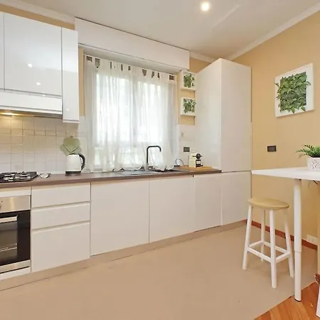 Lucky Domus Tuscolano Apartman Róma