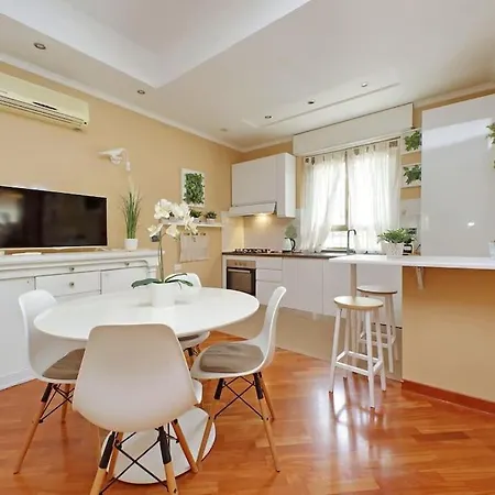 Lucky Domus Tuscolano Apartman *