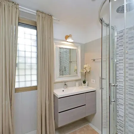 Lucky Domus Tuscolano Apartman *